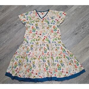 The Middle Daughter Dress Light Beige Floral Botanical Wild Flower Season 2020